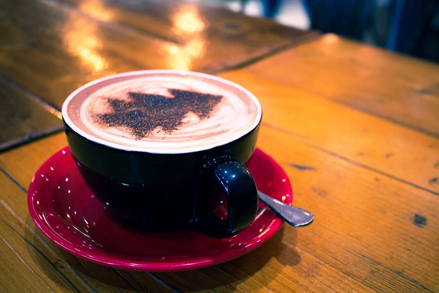 Christmas tree latte art