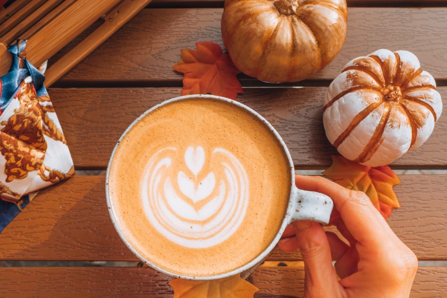 Indulge in the flavors of fall with these 5 delicious drinks