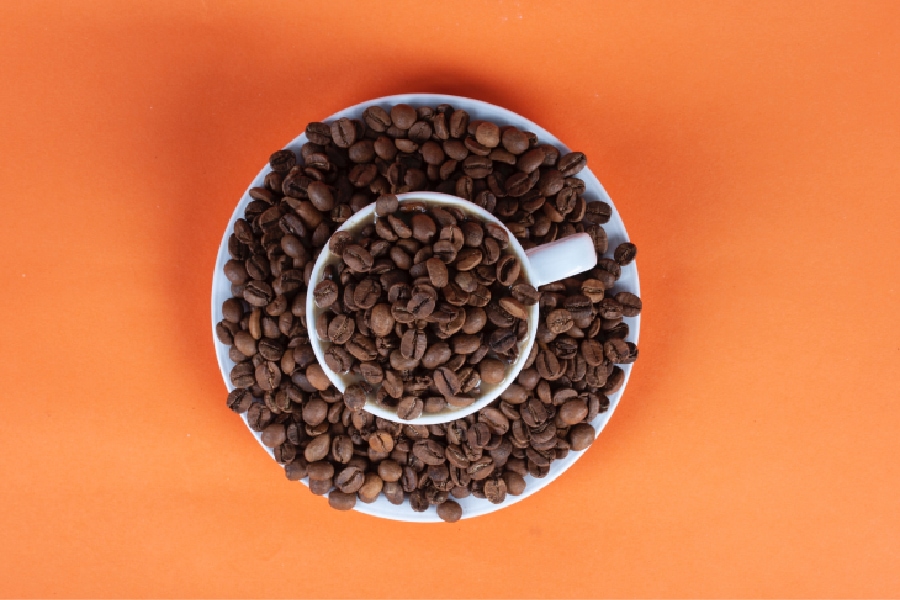 How to Choose Beans For a Bean-to-Cup Coffee Machine - The Rare